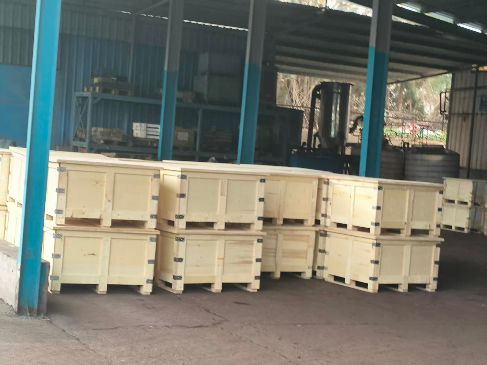 Real Yosinda export plywood cases prepared for shipment